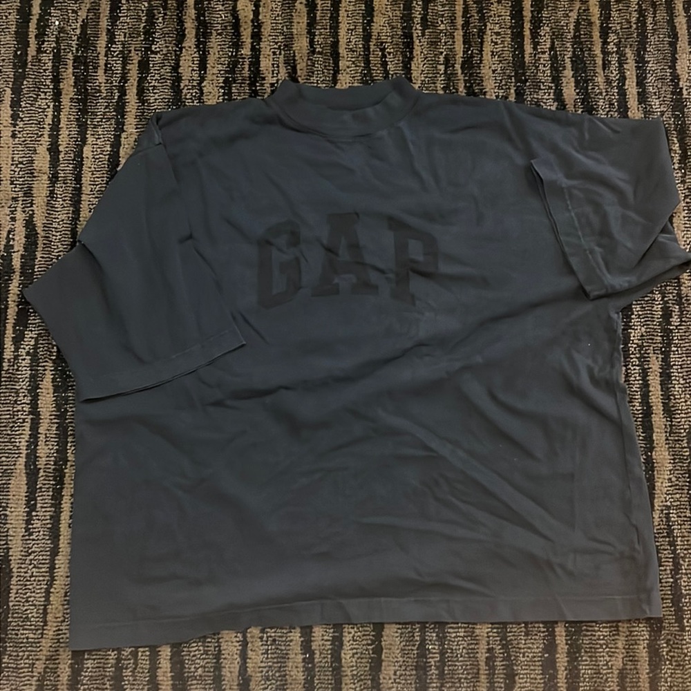 Yeezy gap Balenciaga over size shirt